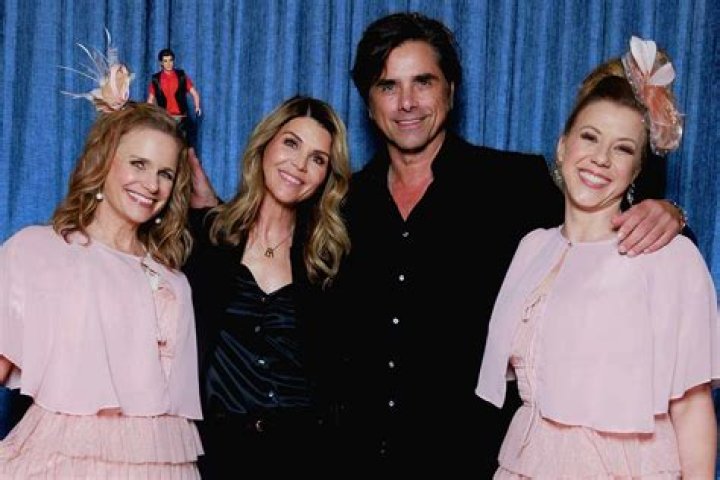 Ashley Olsen’s ‘Full House’ Costars Jodie Sweetin & Andrea Barber Are 1st To Send Congrats On New Baby