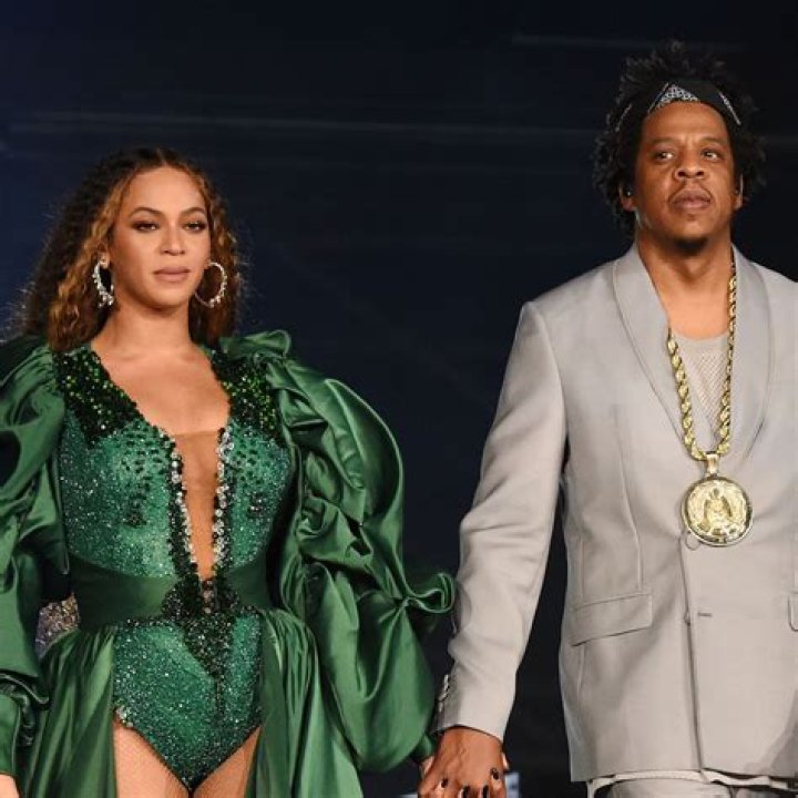 Beyoncé Sings On Jay-Z & Nas’s New Song ‘Sorry Not Sorry’ – Hollywood Life