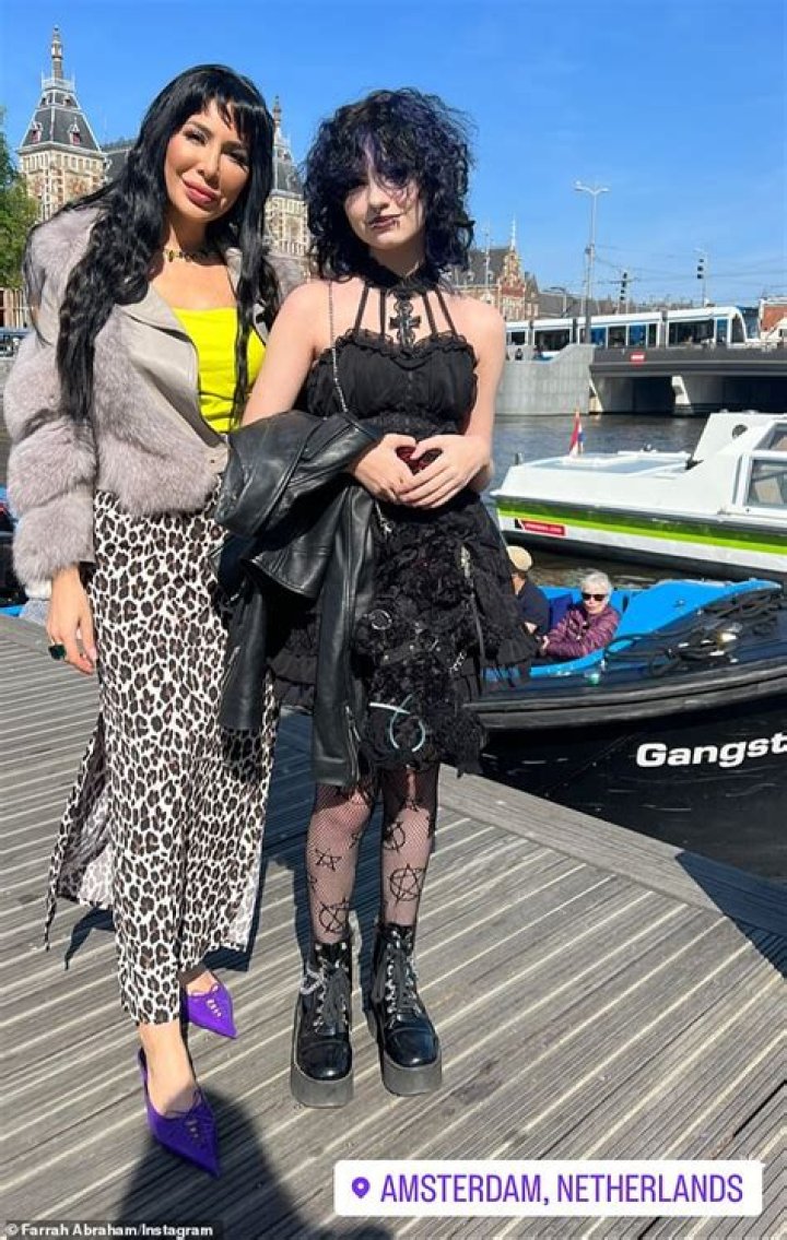 Farrah Abraham Slays In Leopard Bodysuit While Partying With Jen Harley After Ronnie Magro Split