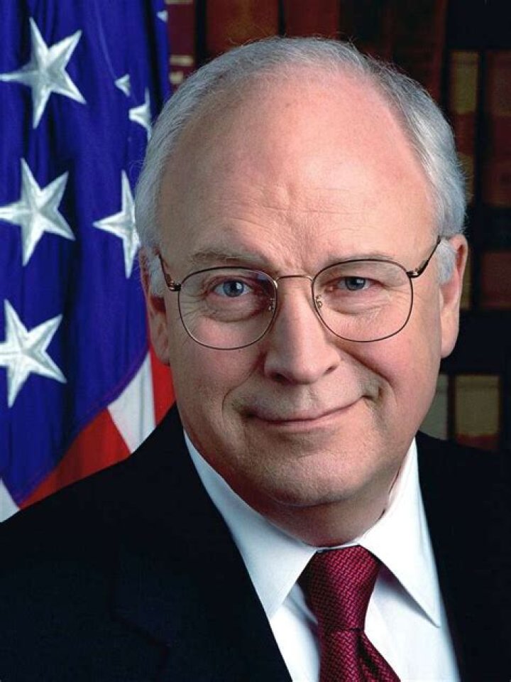 Former VP Dick Cheney Posts Pic Wearing Mask, Shading Trump: ‘#RealMenWearMasks’
