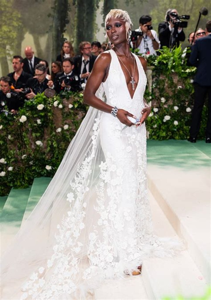 Jodie Turner-Smith Explains Her Met Gala Look Was ‘Deliberately Bridal’ After Joshua Jackson Split