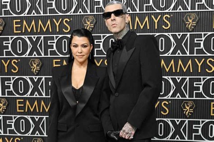 Kourtney Kardashian & Travis Barker ‘So Annoyed’ By Their Edit On ‘The Kardashians’