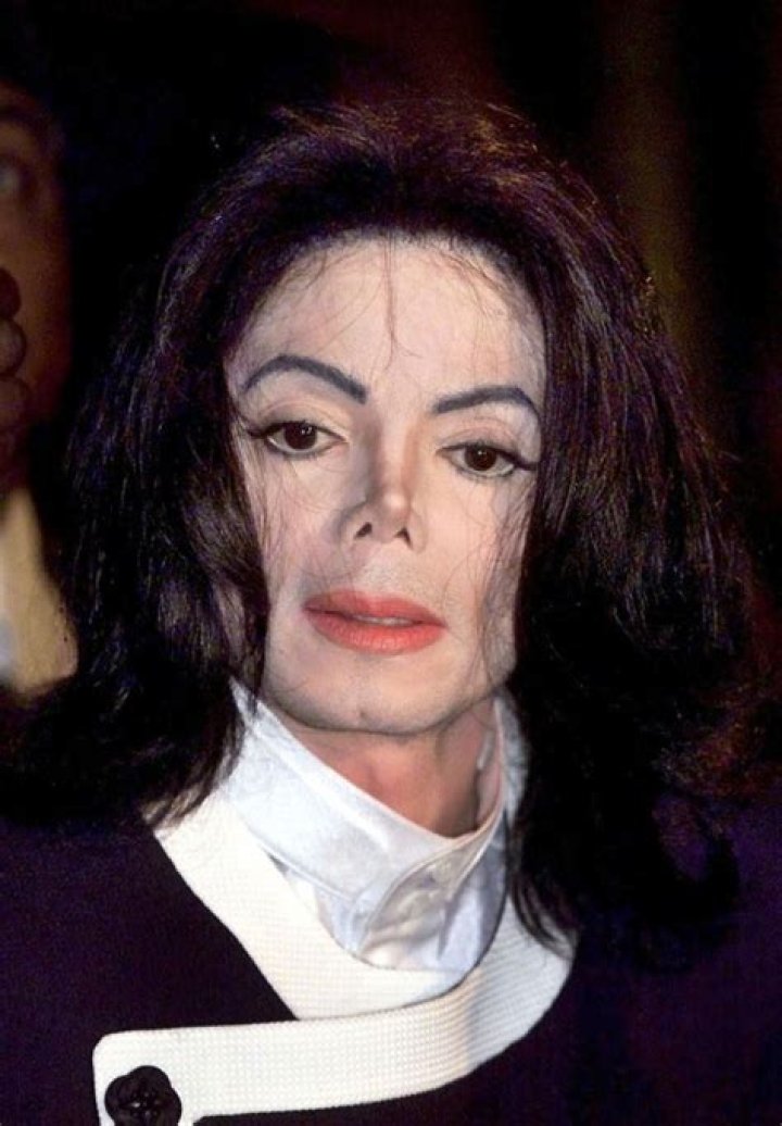 Michael Jackson Wanted To Marry Emma Watson? — New Book’s Shocking Claim – Hollywood Life